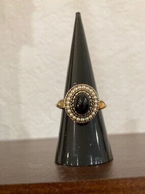 Vintage Avon Costume Ring